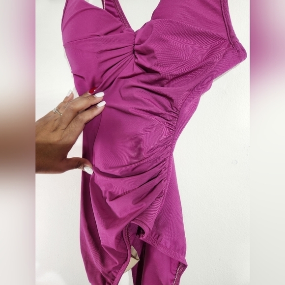 Lands End One Piece Swimsuit Size 4 Purple New Without Tags Vacation Pool Beach - Picture 5 of 12